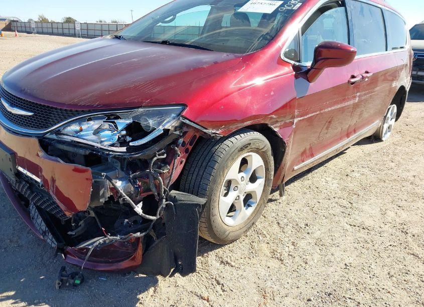 Photo 6 of 2017 Chrysler Pacifica TOURING-L PLUS (VIN 2C4RC1EG5HR539080)