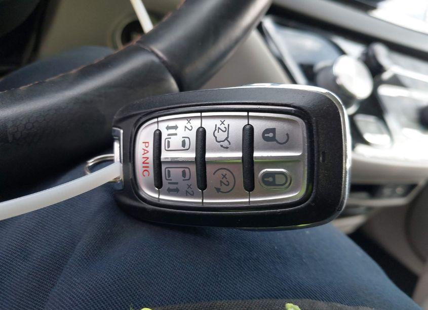 Photo 11 of 2017 Chrysler Pacifica TOURING-L PLUS (VIN 2C4RC1EG5HR653273)