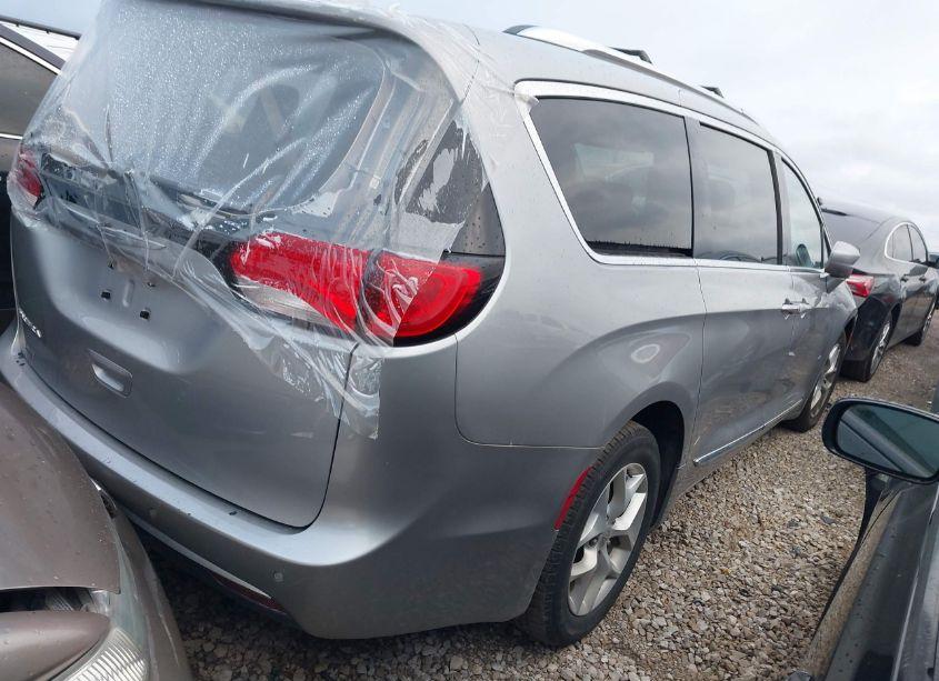 Photo 4 of 2017 Chrysler Pacifica TOURING-L PLUS (VIN 2C4RC1EG5HR705453)