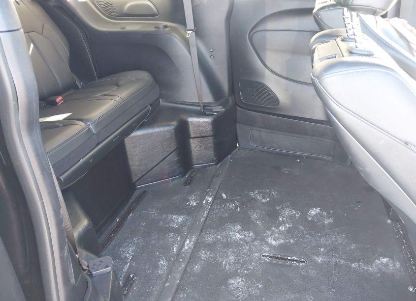 Photo 8 of 2019 Chrysler Pacifica TOURING L PLUS (VIN 2C4RC1EG5KR737715)