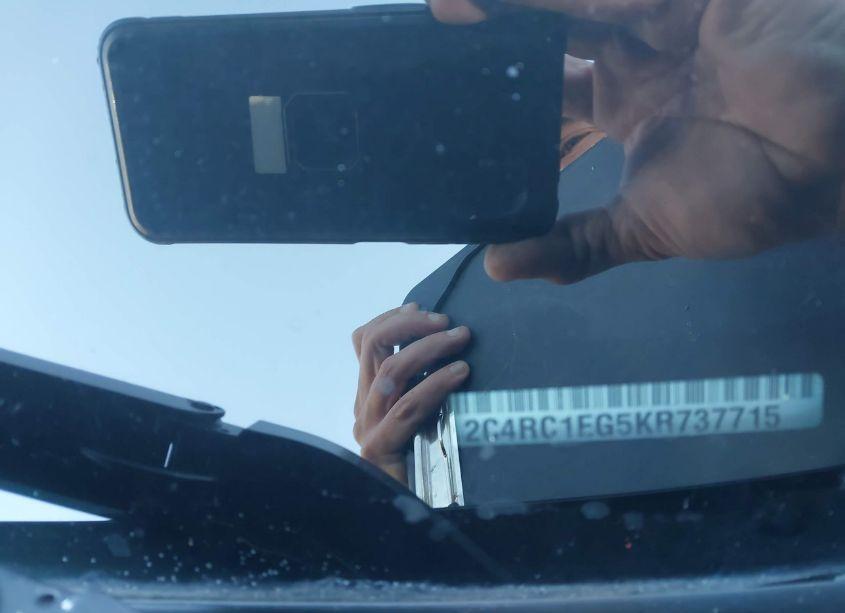 Photo 9 of 2019 Chrysler Pacifica TOURING L PLUS (VIN 2C4RC1EG5KR737715)