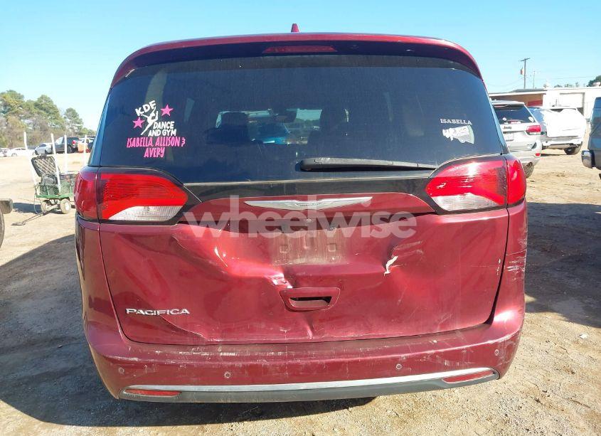 Photo 6 of 2017 Chrysler Pacifica TOURING-L PLUS (VIN 2C4RC1EG6HR597845)