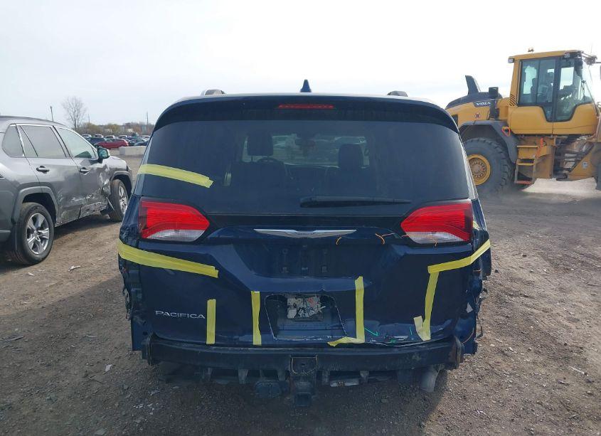 Photo 16 of 2018 Chrysler Pacifica TOURING L PLUS (VIN 2C4RC1EG6JR108558)