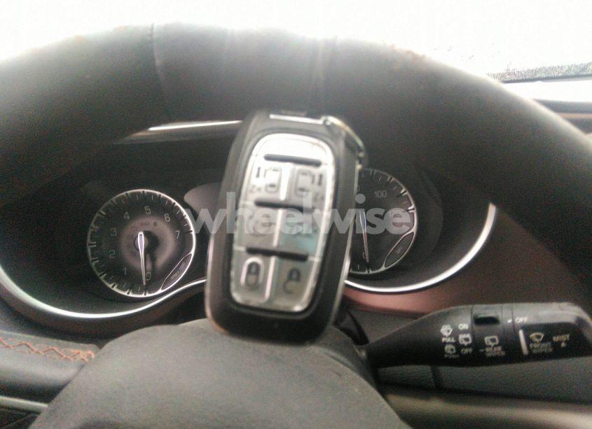 Photo 11 of 2018 Chrysler Pacifica TOURING L PLUS (VIN 2C4RC1EG6JR293128)