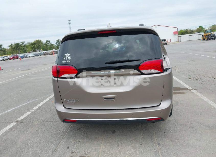 Photo 16 of 2017 Chrysler Pacifica TOURING-L PLUS (VIN 2C4RC1EG7HR594632)