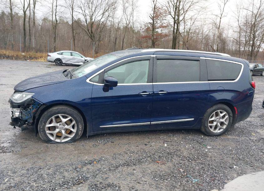 Photo 14 of 2017 Chrysler Pacifica TOURING-L PLUS (VIN 2C4RC1EG7HR614152)
