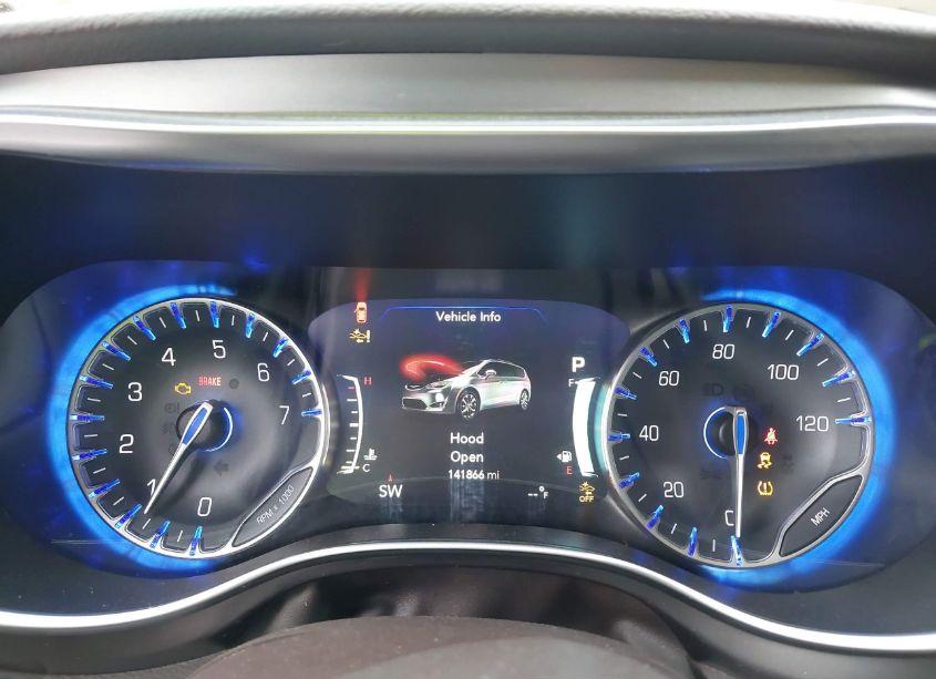 Photo 7 of 2017 Chrysler Pacifica TOURING-L PLUS (VIN 2C4RC1EG7HR614152)