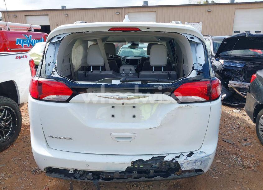 Photo 16 of 2017 Chrysler Pacifica TOURING-L PLUS (VIN 2C4RC1EG7HR668907)