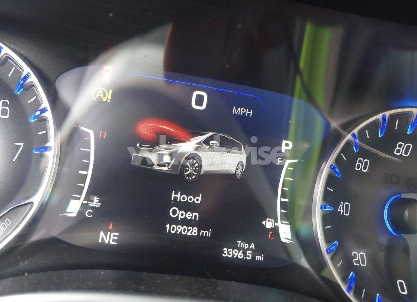 Photo 15 of 2018 Chrysler Pacifica TOURING L PLUS (VIN 2C4RC1EG7JR258033)