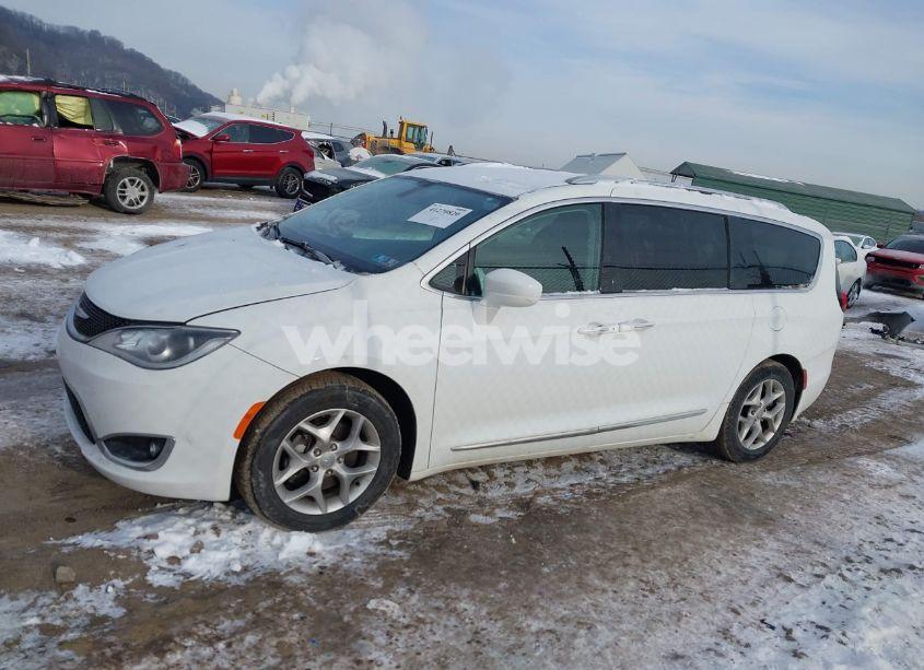 Photo 15 of 2018 Chrysler Pacifica TOURING L PLUS (VIN 2C4RC1EG7JR271199)