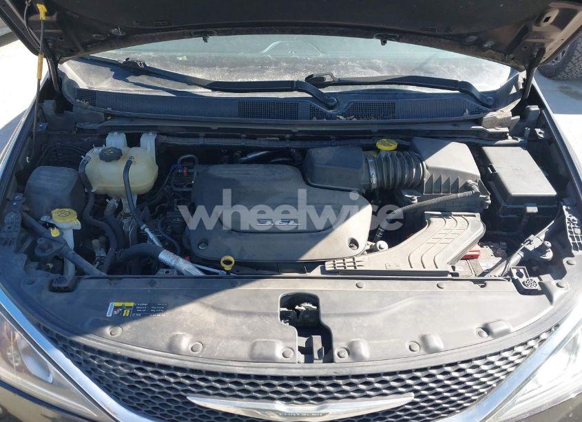 Photo 10 of 2017 Chrysler Pacifica TOURING-L PLUS (VIN 2C4RC1EG8HR543169)