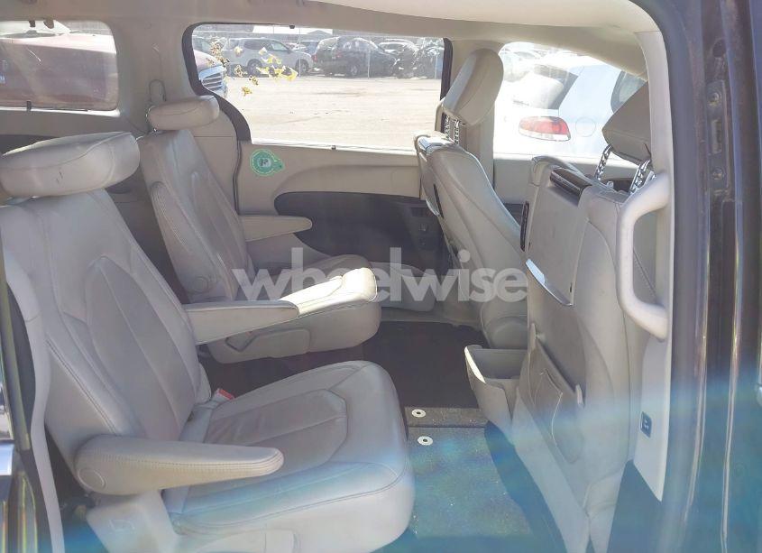 Photo 8 of 2017 Chrysler Pacifica TOURING-L PLUS (VIN 2C4RC1EG8HR543169)