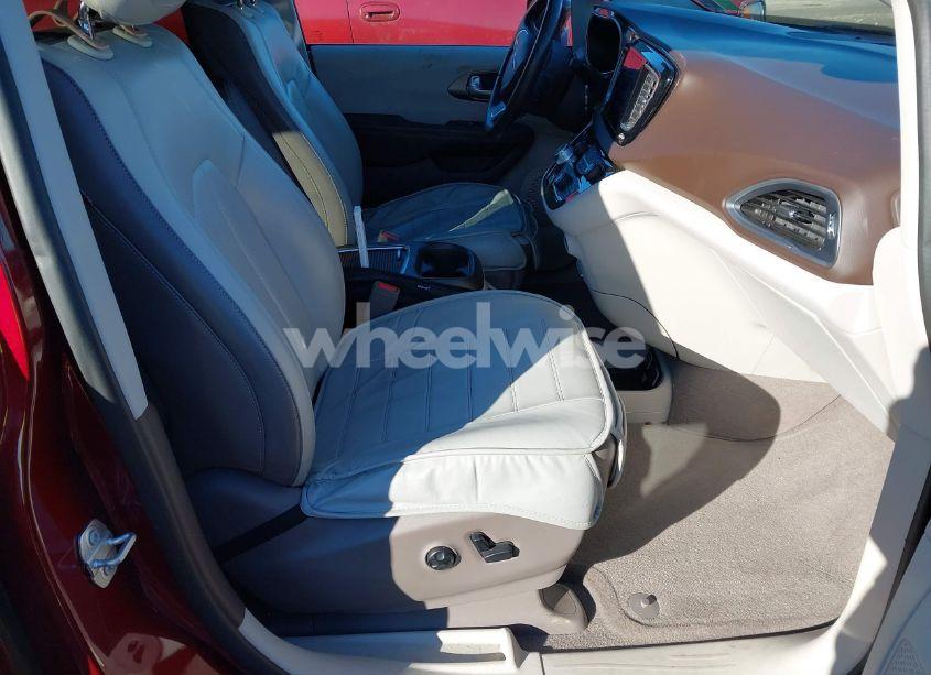 Photo 5 of 2017 Chrysler Pacifica TOURING-L PLUS (VIN 2C4RC1EG8HR570713)