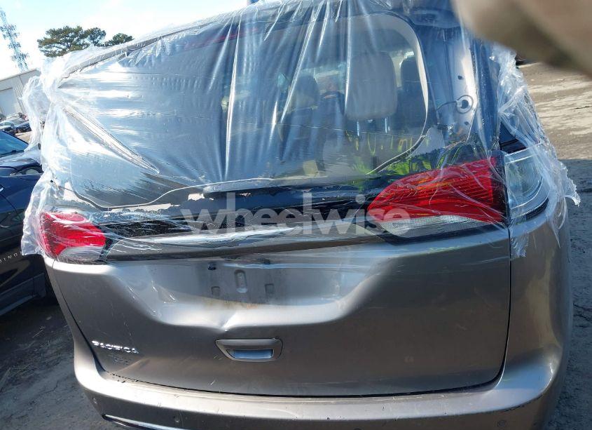 Photo 16 of 2017 Chrysler Pacifica TOURING-L PLUS (VIN 2C4RC1EG8HR653560)