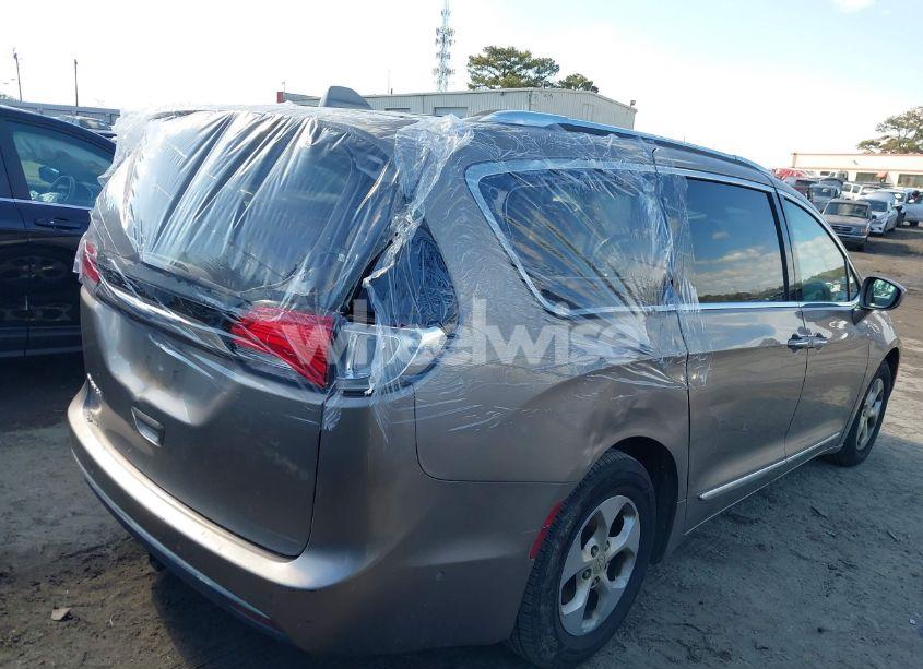 Photo 4 of 2017 Chrysler Pacifica TOURING-L PLUS (VIN 2C4RC1EG8HR653560)