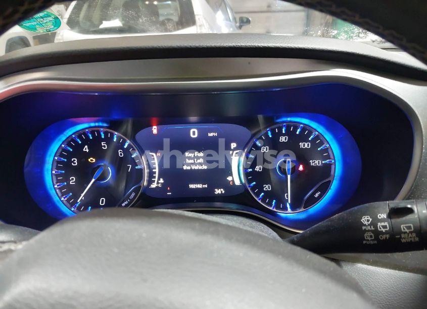 Photo 7 of 2018 Chrysler Pacifica TOURING L PLUS (VIN 2C4RC1EG8JR310625)