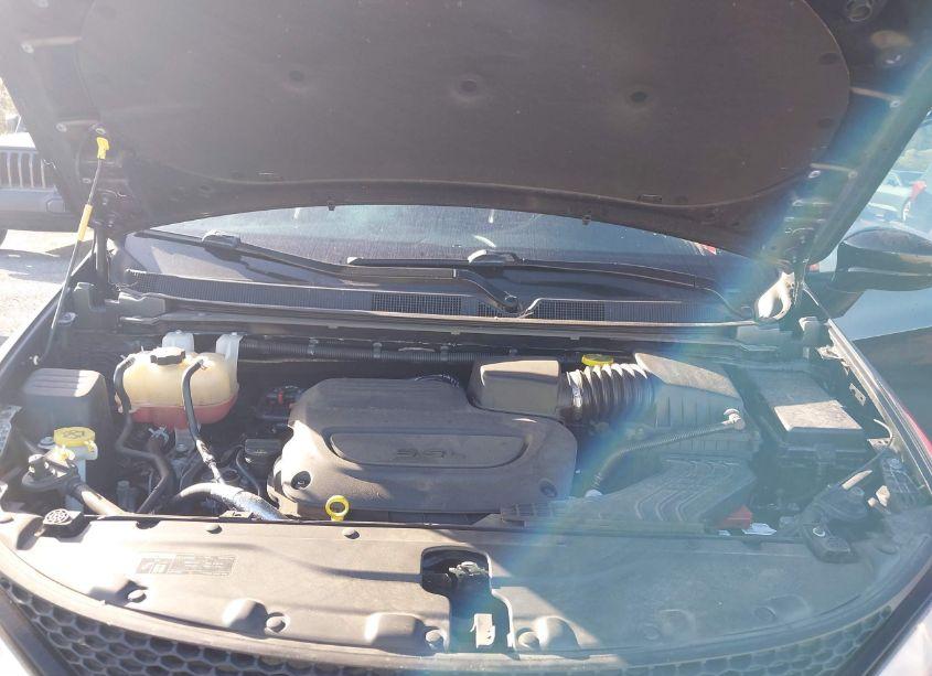 Photo 10 of 2019 Chrysler Pacifica TOURING L PLUS (VIN 2C4RC1EG8KR714641)