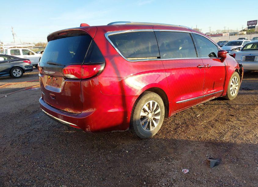 Photo 4 of 2020 Chrysler Pacifica TOURING L PLUS (VIN 2C4RC1EG8LR244368)