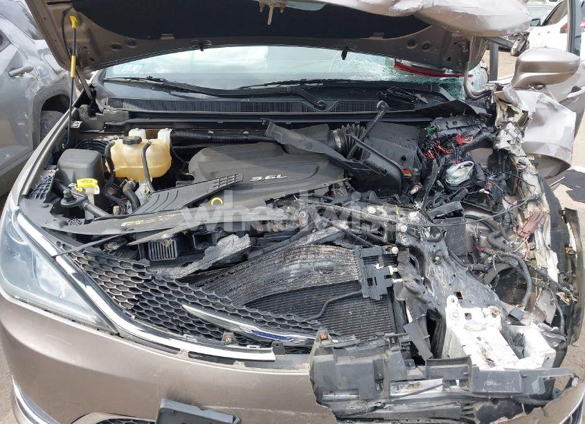 Photo 10 of 2017 Chrysler Pacifica TOURING-L PLUS (VIN 2C4RC1EG9HR560014)