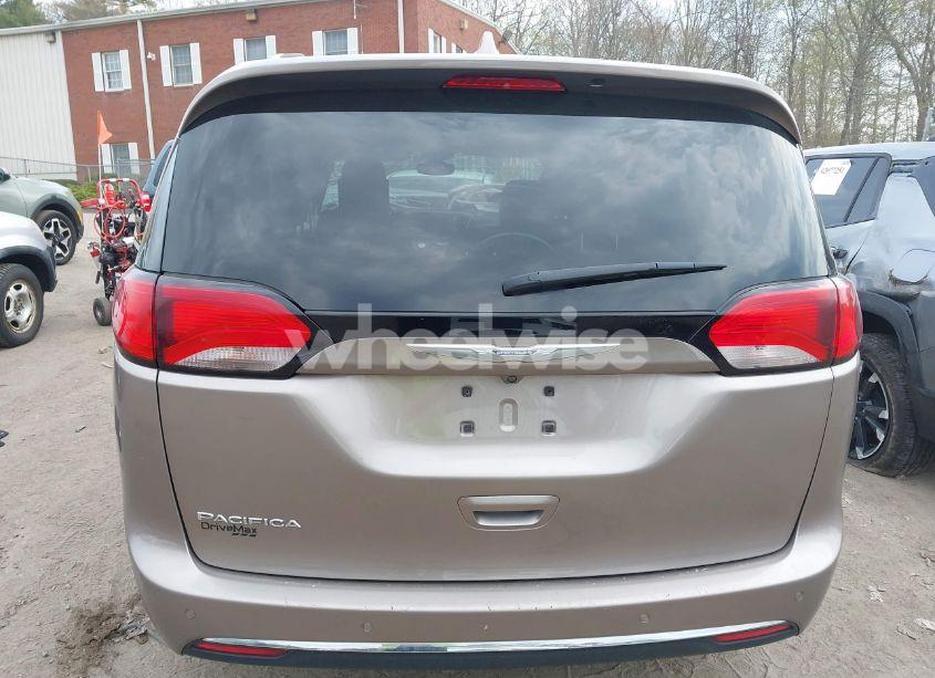 Photo 16 of 2017 Chrysler Pacifica TOURING-L PLUS (VIN 2C4RC1EG9HR560014)