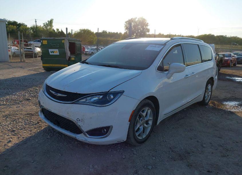 Photo 2 of 2017 Chrysler Pacifica TOURING-L PLUS (VIN 2C4RC1EG9HR752923)