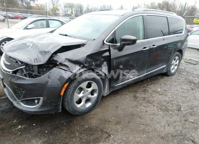 Photo 2 of 2017 Chrysler Pacifica TOURING-L PLUS (VIN 2C4RC1EG9HR812120)