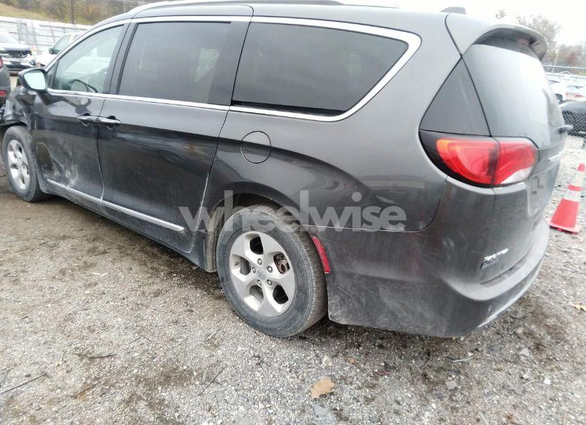 Photo 3 of 2017 Chrysler Pacifica TOURING-L PLUS (VIN 2C4RC1EG9HR812120)
