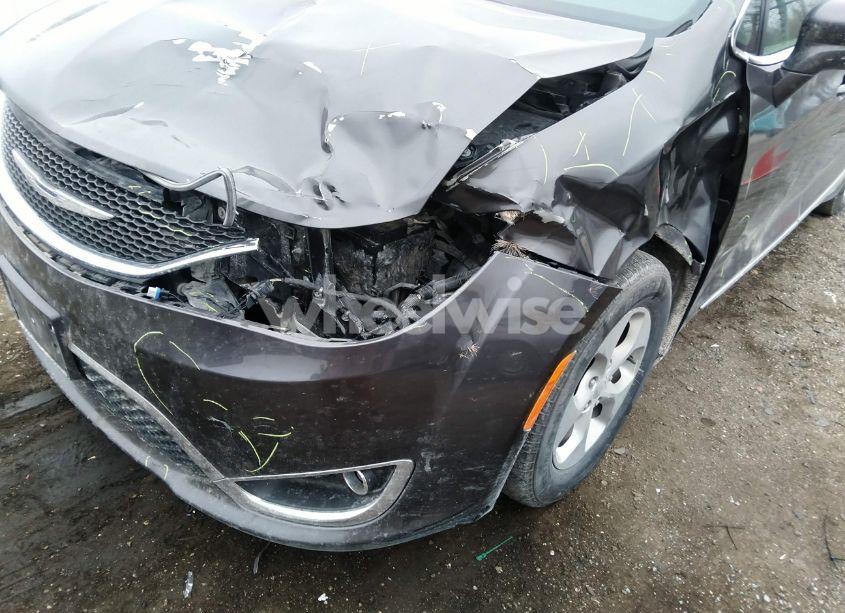 Photo 6 of 2017 Chrysler Pacifica TOURING-L PLUS (VIN 2C4RC1EG9HR812120)