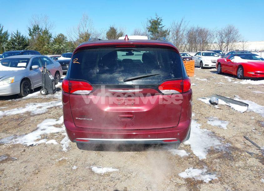 Photo 16 of 2018 Chrysler Pacifica TOURING L PLUS (VIN 2C4RC1EG9JR100647)