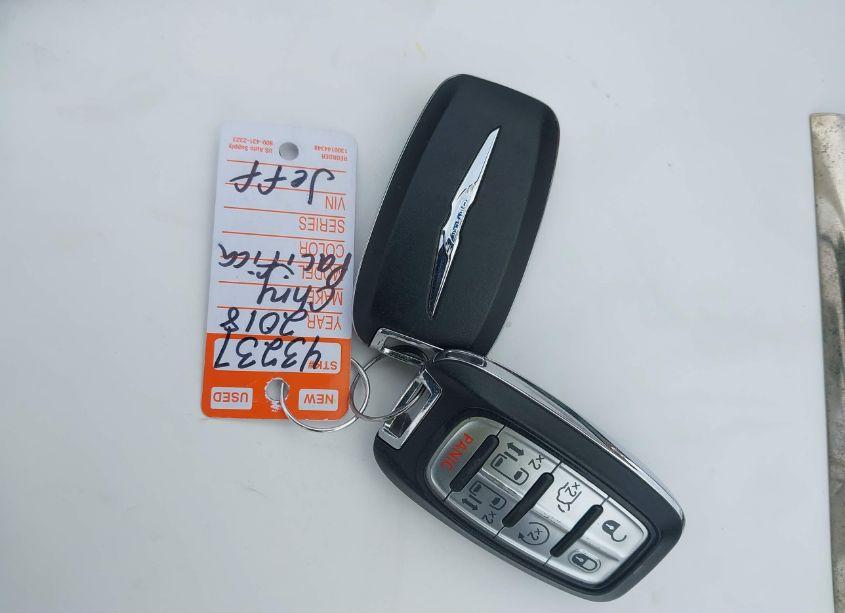 Photo 11 of 2018 Chrysler Pacifica TOURING L PLUS (VIN 2C4RC1EG9JR322573)