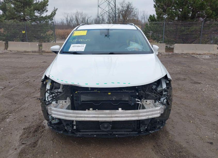 Photo 12 of 2018 Chrysler Pacifica TOURING L PLUS (VIN 2C4RC1EG9JR322573)