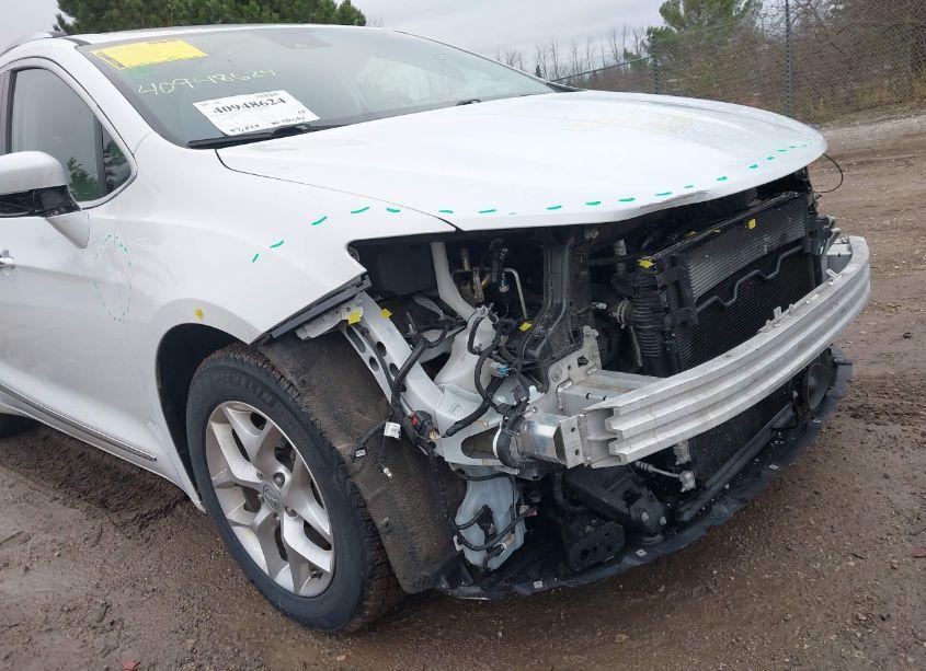 Photo 18 of 2018 Chrysler Pacifica TOURING L PLUS (VIN 2C4RC1EG9JR322573)