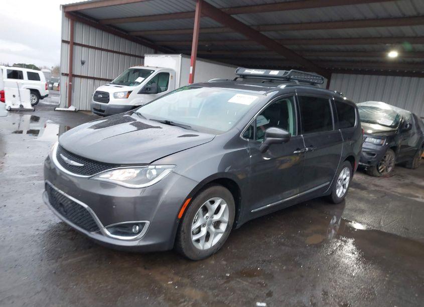 Photo 2 of 2017 Chrysler Pacifica TOURING-L PLUS (VIN 2C4RC1EGXHR788670)
