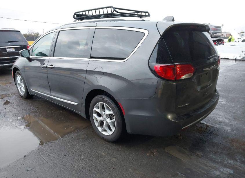 Photo 3 of 2017 Chrysler Pacifica TOURING-L PLUS (VIN 2C4RC1EGXHR788670)