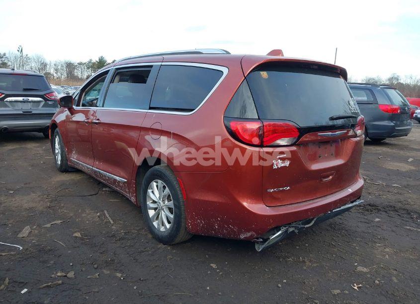 Photo 3 of 2018 Chrysler Pacifica TOURING L PLUS (VIN 2C4RC1EGXJR235703)