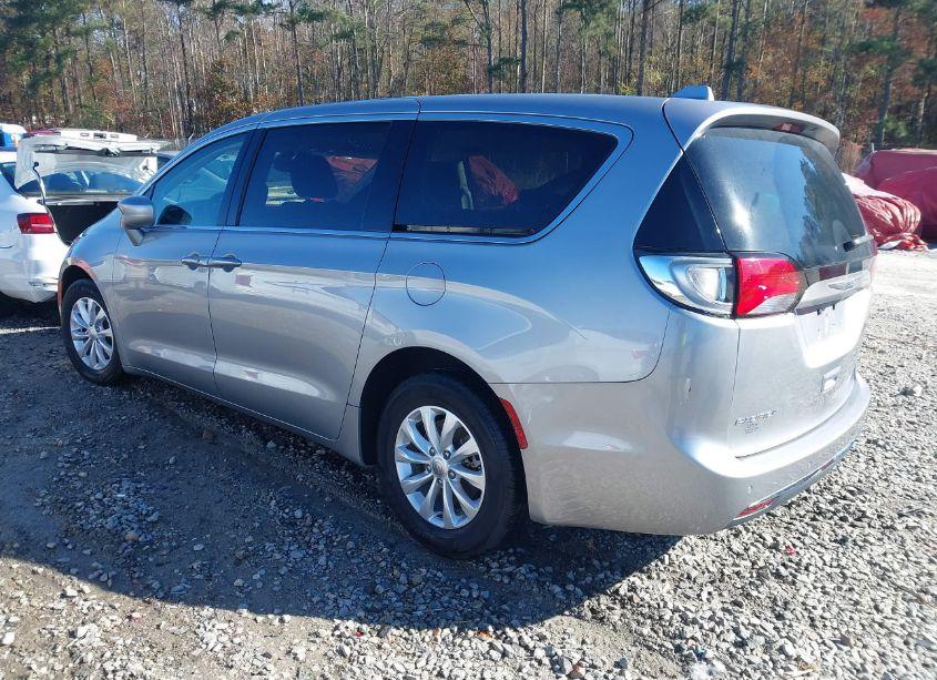 Photo 3 of 2018 Chrysler Pacifica TOURING PLUS (VIN 2C4RC1FG2JR100536)