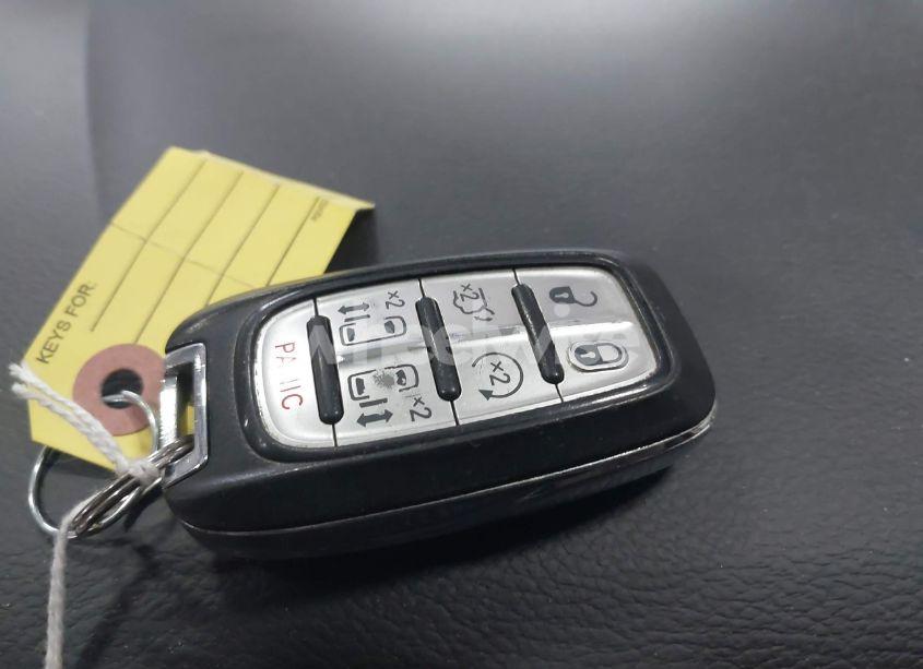 Photo 11 of 2018 Chrysler Pacifica TOURING PLUS (VIN 2C4RC1FG2JR197902)