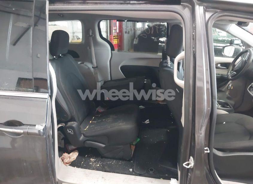 Photo 8 of 2018 Chrysler Pacifica TOURING PLUS (VIN 2C4RC1FG2JR197902)