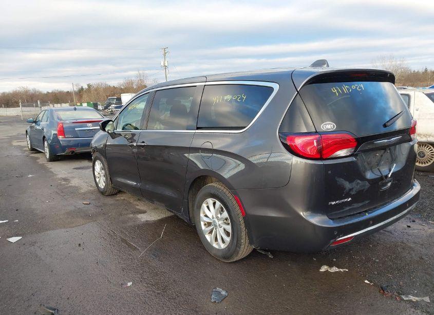 Photo 3 of 2019 Chrysler Pacifica TOURING PLUS (VIN 2C4RC1FG2KR652815)