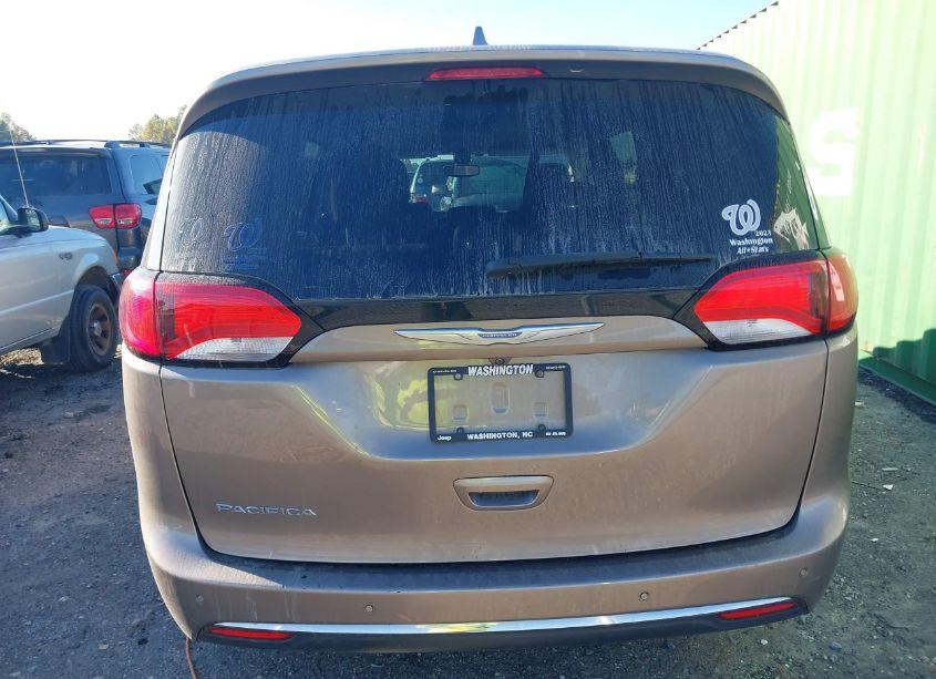 Photo 17 of 2018 Chrysler Pacifica TOURING PLUS (VIN 2C4RC1FG3JR111741)