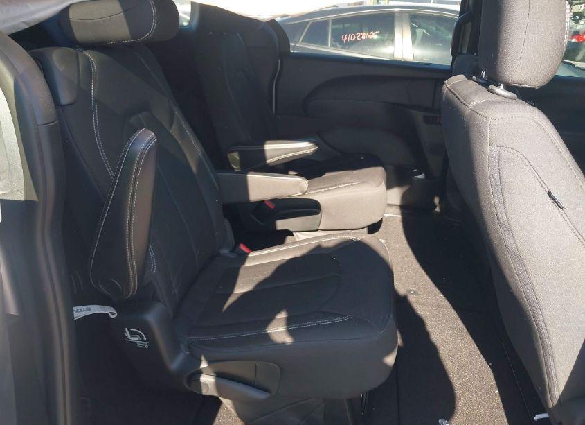 Photo 8 of 2018 Chrysler Pacifica TOURING PLUS (VIN 2C4RC1FG3JR352795)