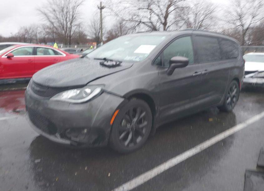 Photo 2 of 2019 Chrysler Pacifica TOURING PLUS (VIN 2C4RC1FG3KR593371)