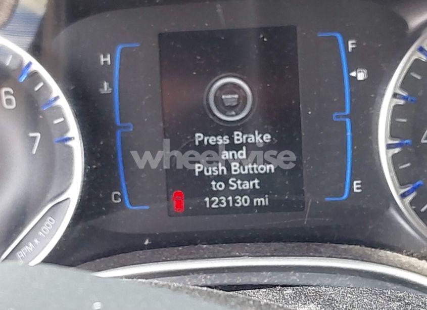 Photo 15 of 2020 Chrysler Pacifica TOURING (VIN 2C4RC1FG3LR109958)