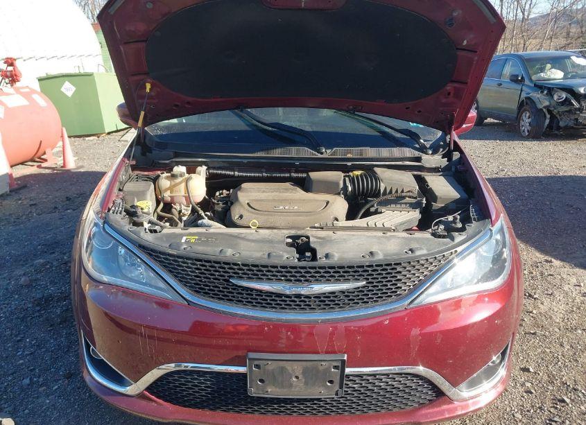 Photo 10 of 2018 Chrysler Pacifica TOURING PLUS (VIN 2C4RC1FG4JR279193)