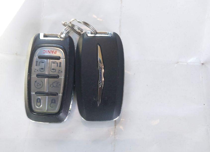 Photo 11 of 2018 Chrysler Pacifica TOURING PLUS (VIN 2C4RC1FG4JR279193)