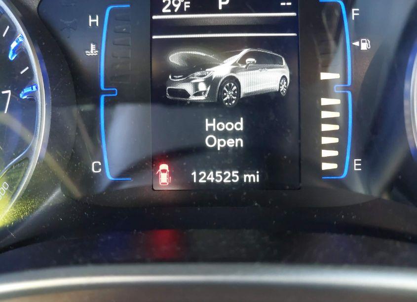 Photo 15 of 2018 Chrysler Pacifica TOURING PLUS (VIN 2C4RC1FG4JR279193)