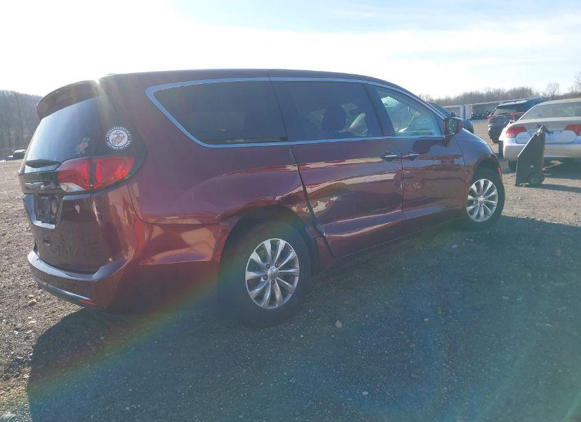 Photo 4 of 2018 Chrysler Pacifica TOURING PLUS (VIN 2C4RC1FG4JR279193)