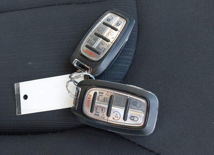 Photo 11 of 2019 Chrysler Pacifica TOURING PLUS (VIN 2C4RC1FG4KR593492)