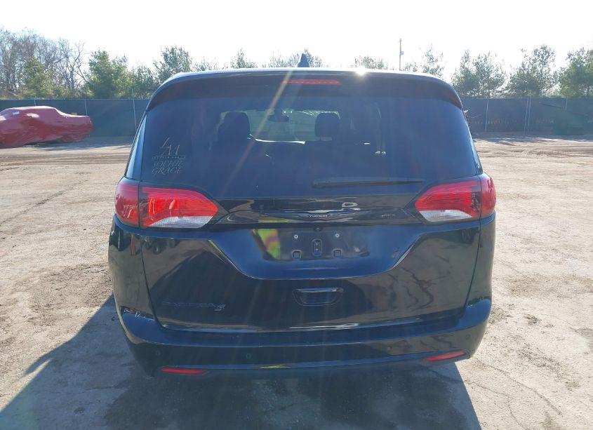 Photo 16 of 2019 Chrysler Pacifica TOURING PLUS (VIN 2C4RC1FG4KR593492)