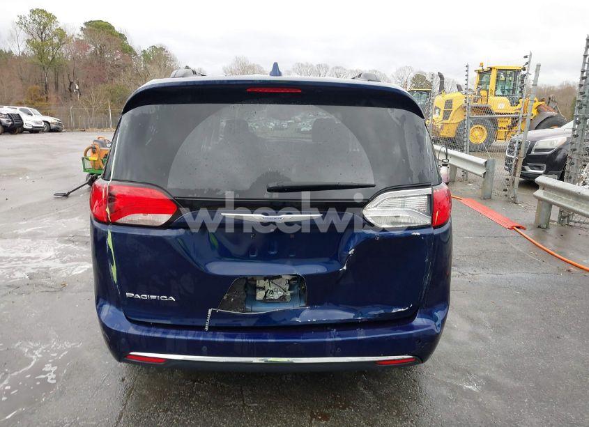 Photo 16 of 2019 Chrysler Pacifica TOURING PLUS (VIN 2C4RC1FG5KR576765)
